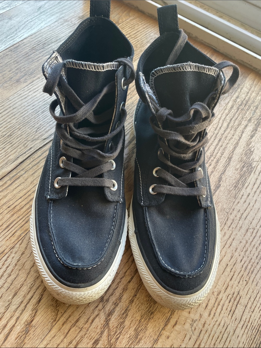 Black High-Top Canvas Lace-Up Sneakers for Women